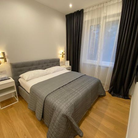 Luxury Modern Apartment มิลาน ภายนอก รูปภาพ