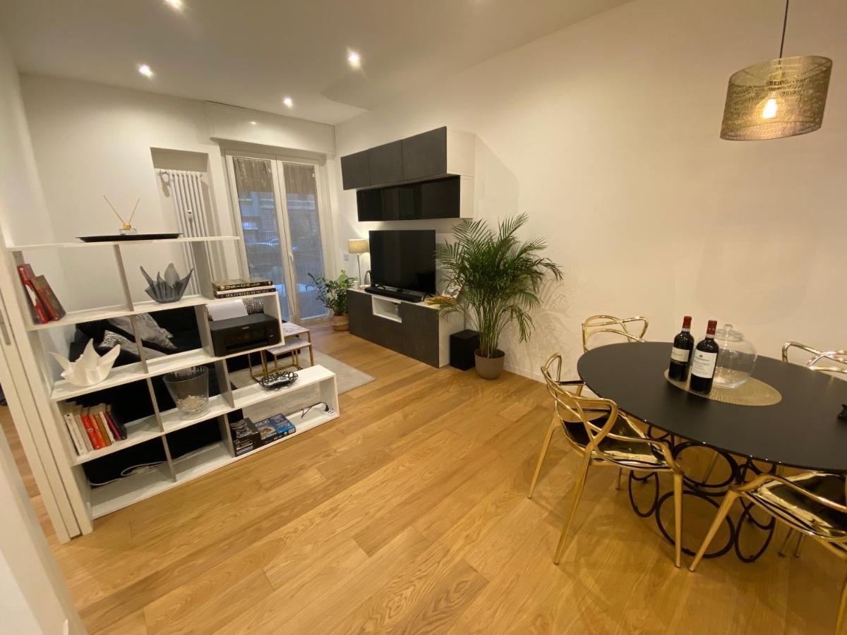Luxury Modern Apartment มิลาน ภายนอก รูปภาพ